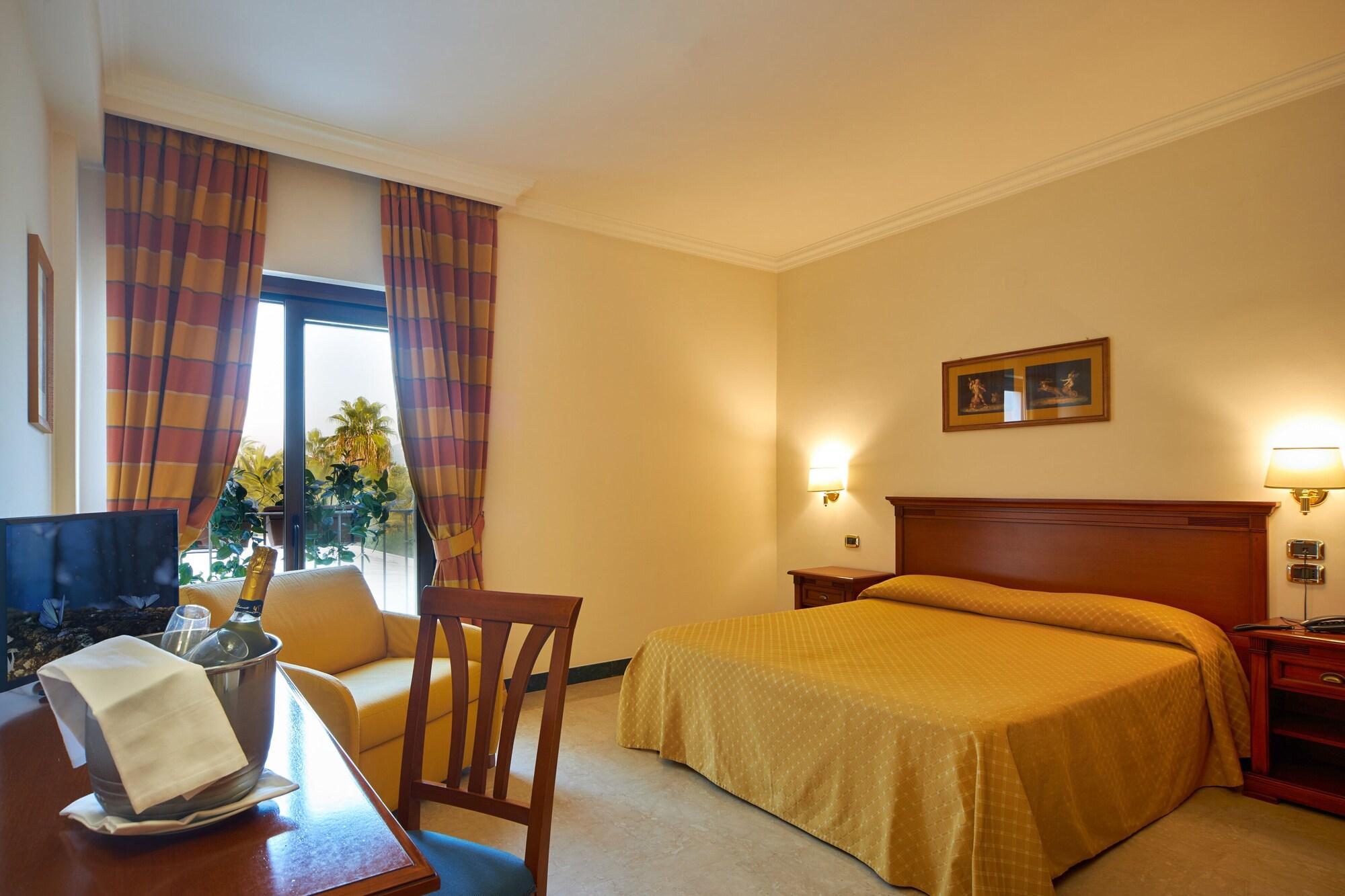 Minerva Resort Hotel Паестум Екстериор снимка