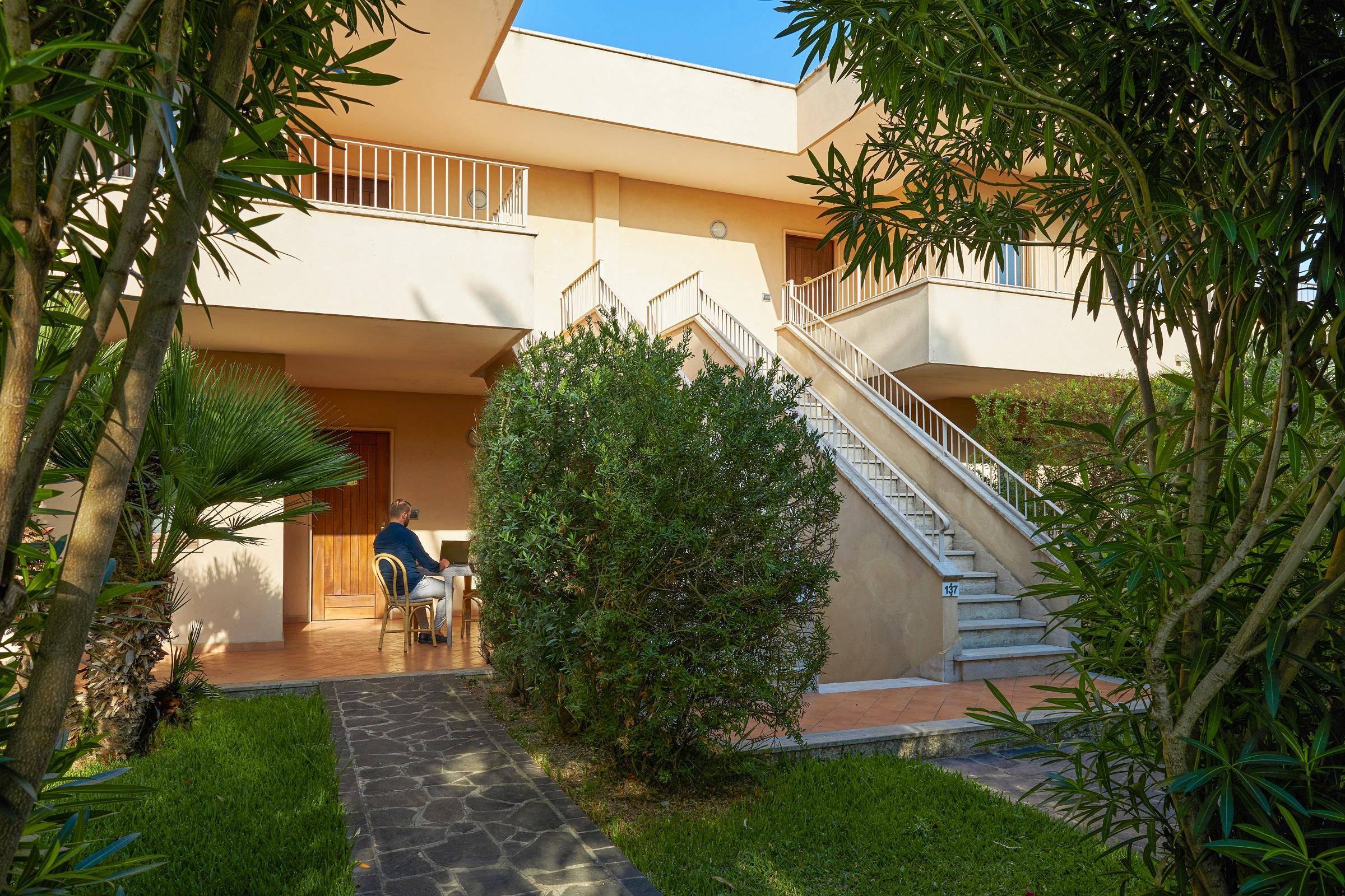 Minerva Resort Hotel Паестум Екстериор снимка