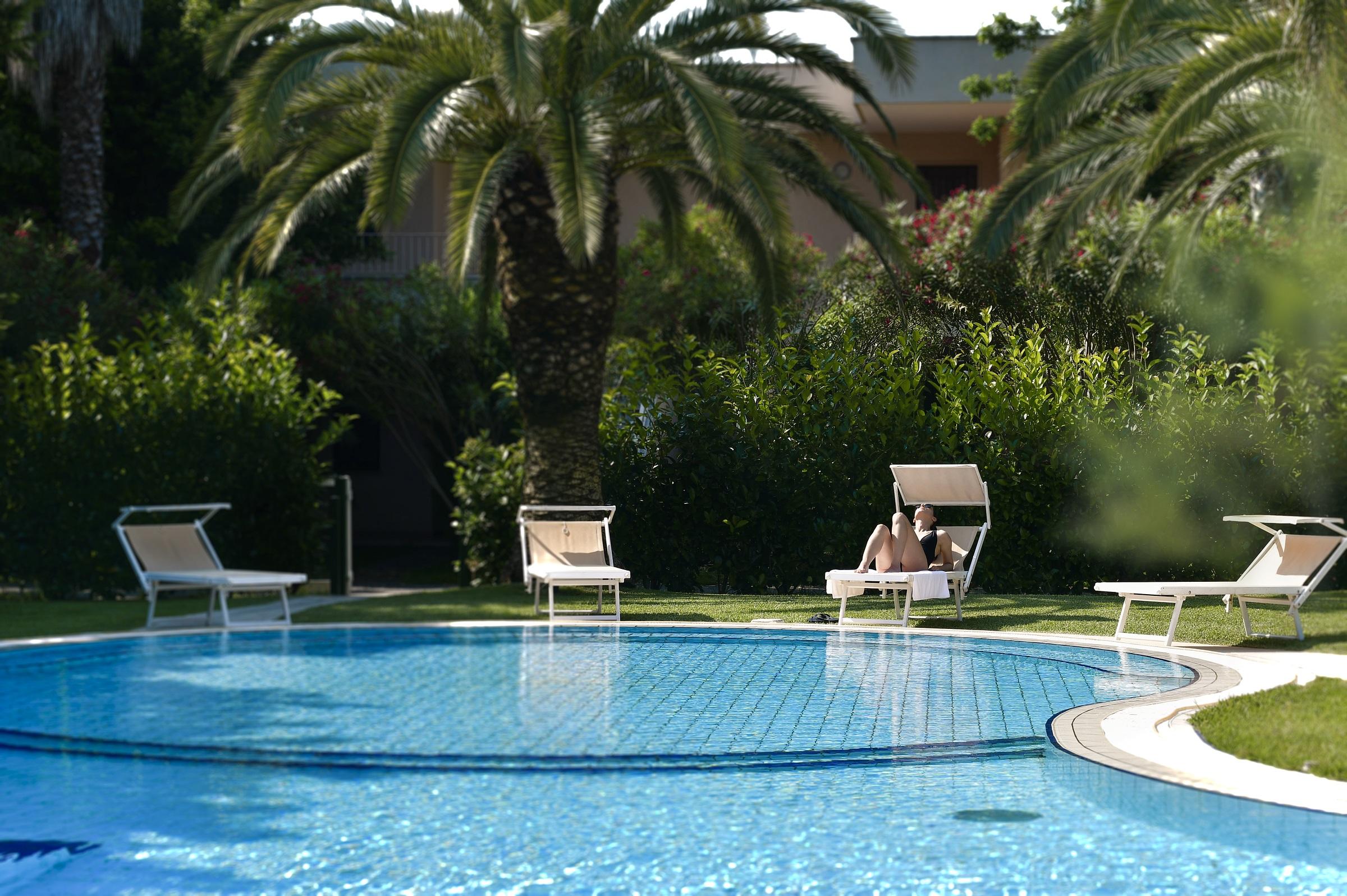 Minerva Resort Hotel Паестум Екстериор снимка