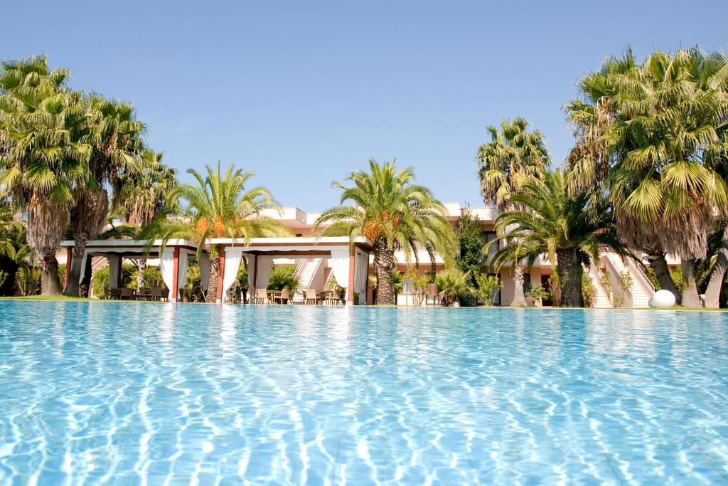 Minerva Resort Hotel Паестум Екстериор снимка