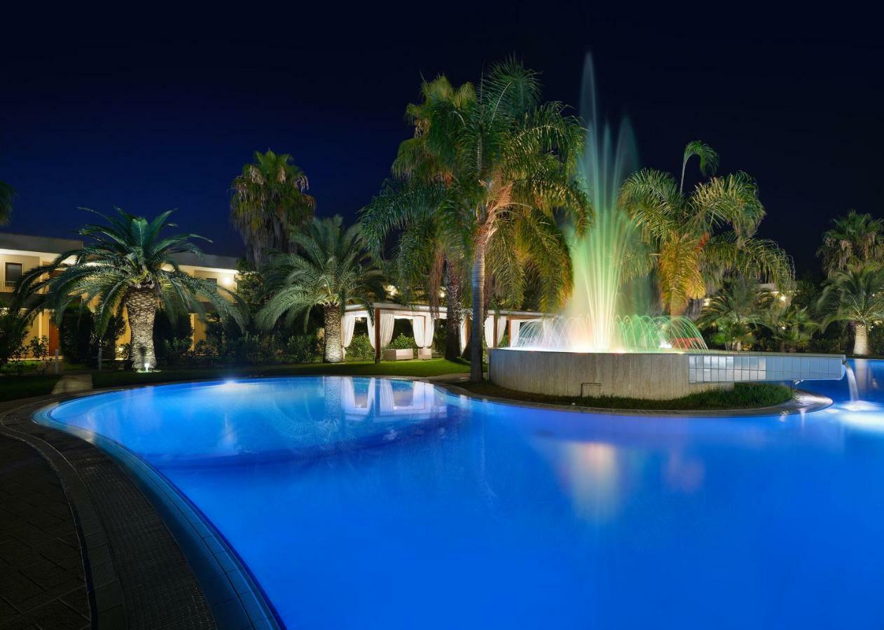 Minerva Resort Hotel Паестум Екстериор снимка